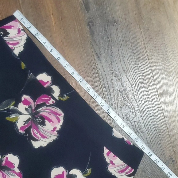Ann Taylor factory floral navy pencil skirt nwt - Picture 5 of 6
